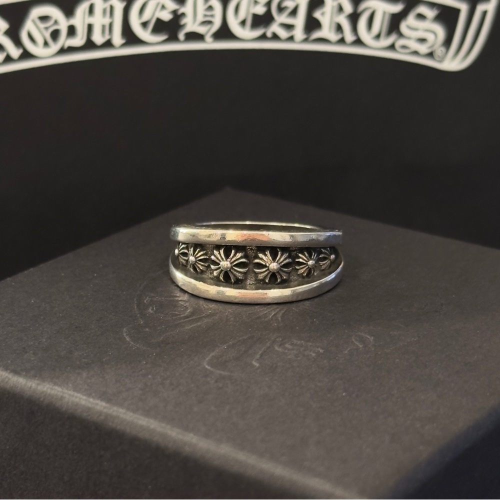 Chrome Hearts Narrow V Band Ring Size 10 US